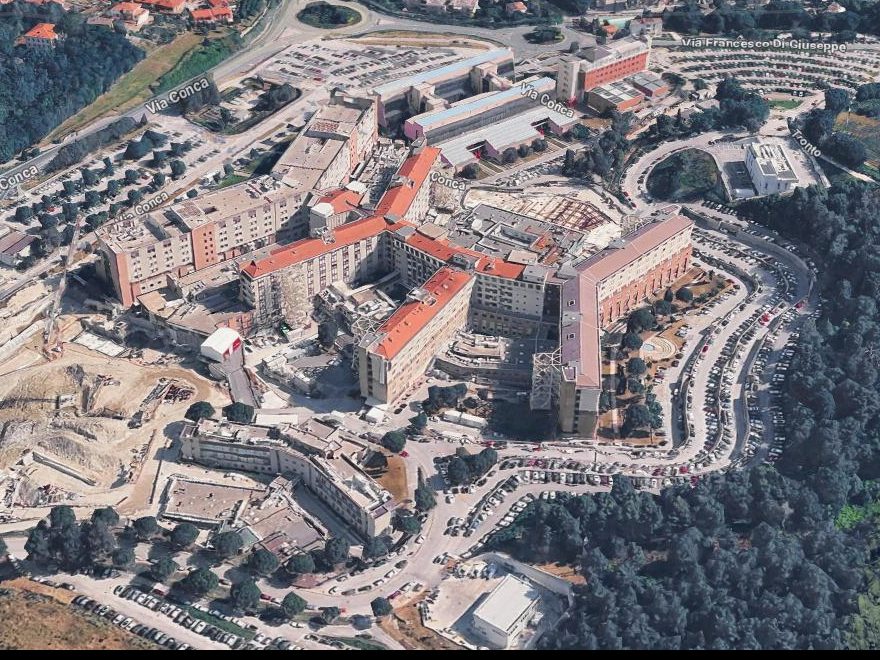 Vista aerea del complesso ospedaliero di Torrette ad Ancona